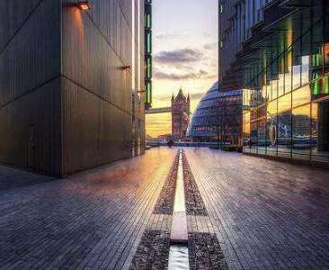 ��I����Ƭ�Pע��Խ��Խ�ߵ�����