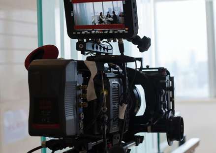 ��ɫ����I(y��)����Ƭ�����ķ���