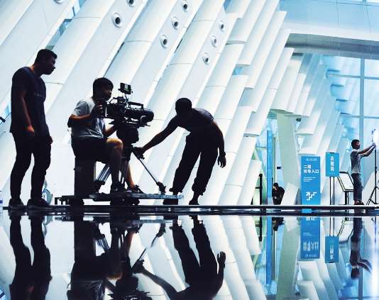 �Ϸ�����Ƭ�������Ĕz�׷�犵���I����Ƭ�ɱ���Ҫ����