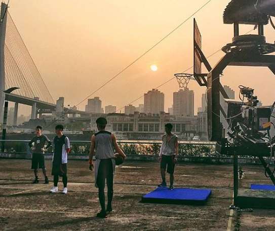 ��ý�w�V�控���µ����R�_��